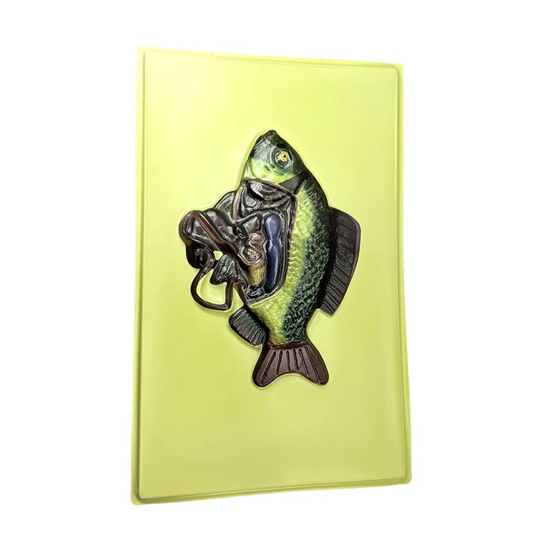 魚のレリーフ模型